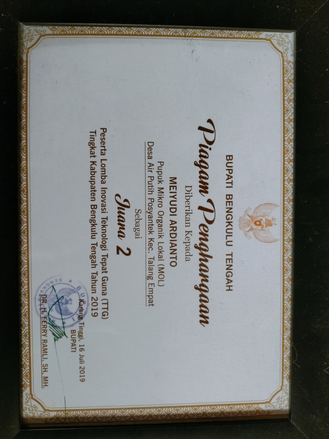 Album : PIAGAM PENGHARGAAN TEKNOLOGI TEPAT GUNA 